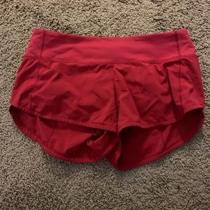 Speed up Lululemon shorts 2.5